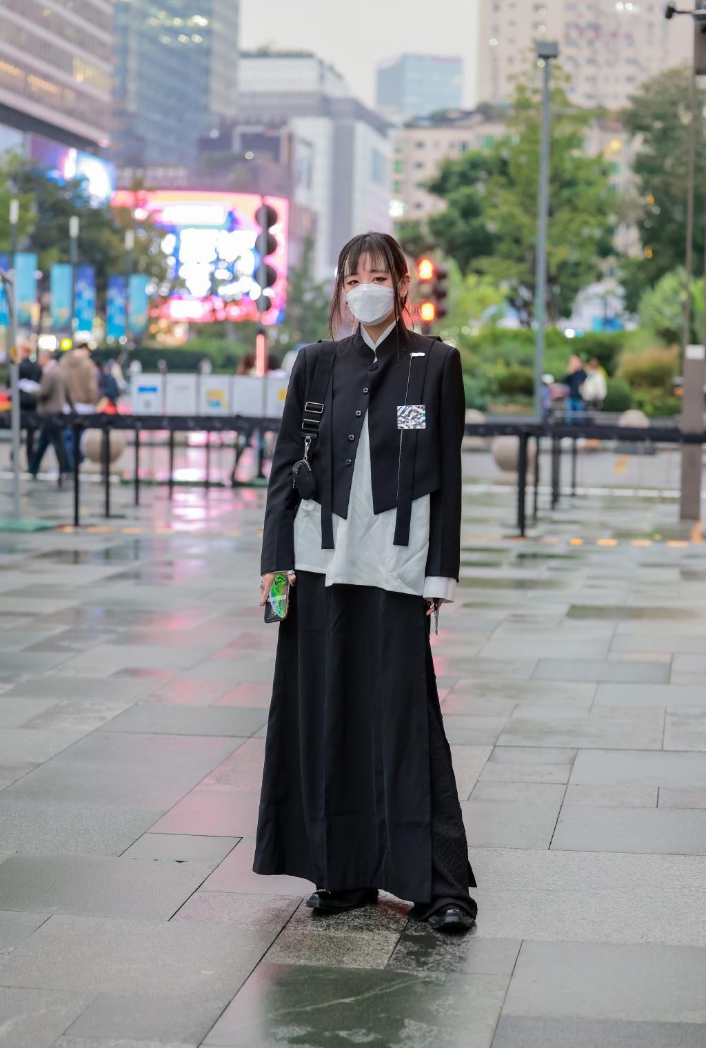 成都女生穿衣大气端庄,成都女人冬天穿衣风格