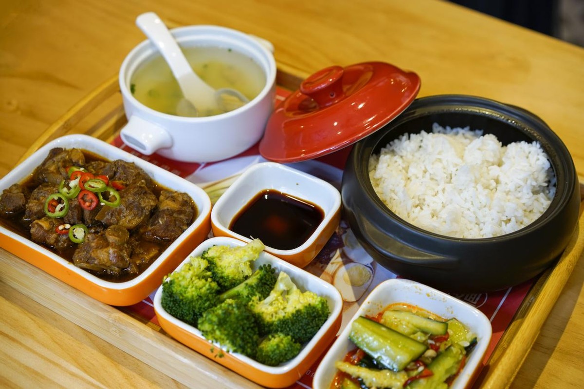 米饭还在用水煮？老厨房：只需4招，米饭香软适口，收藏不亏