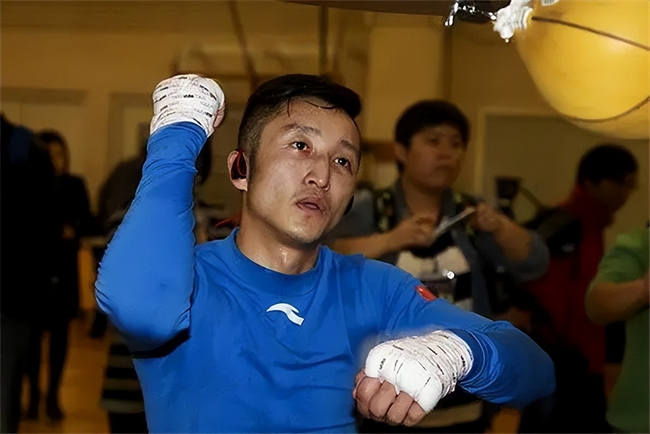 邹市明退役真正原因揭秘！“眼疾”只是借口，赔偿2600万才是痛点