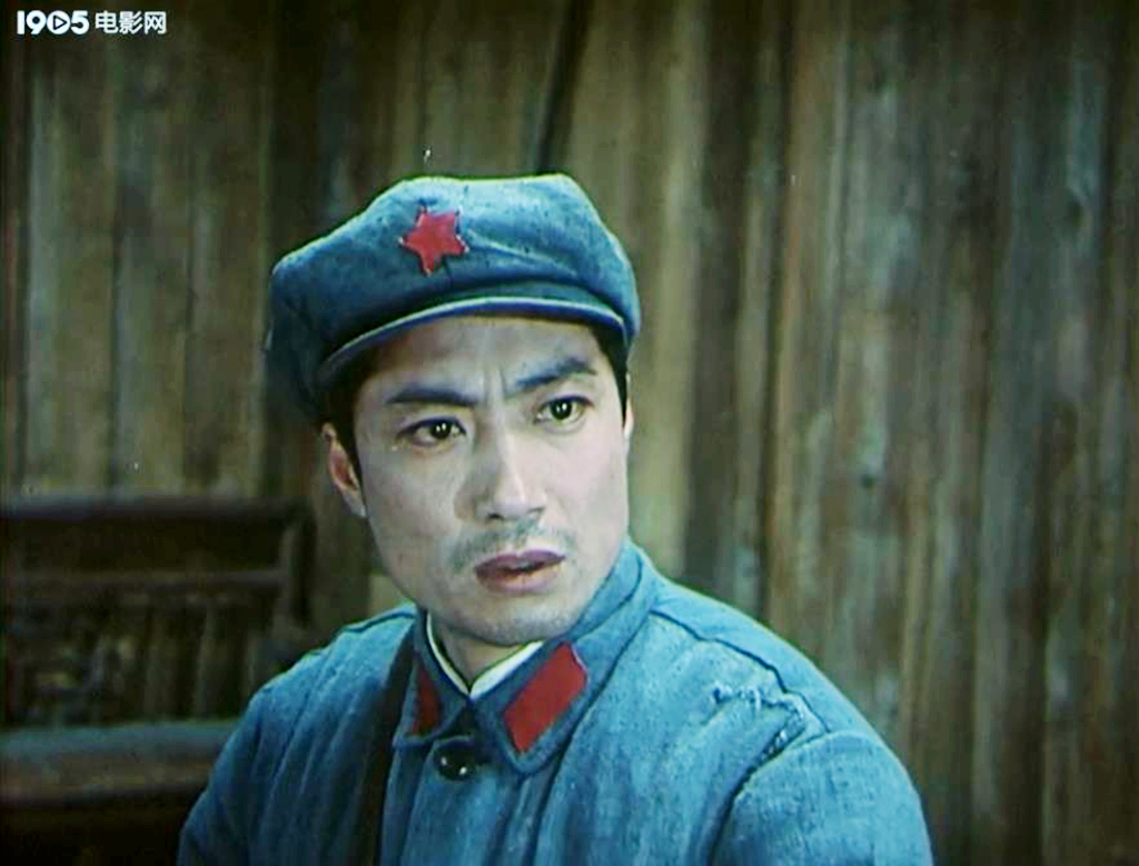 红牡丹白莲花黄英姑,黄英姑经典战争电影