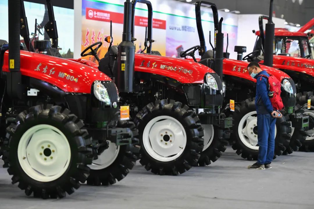 中国最新一代农机,见证国产农机