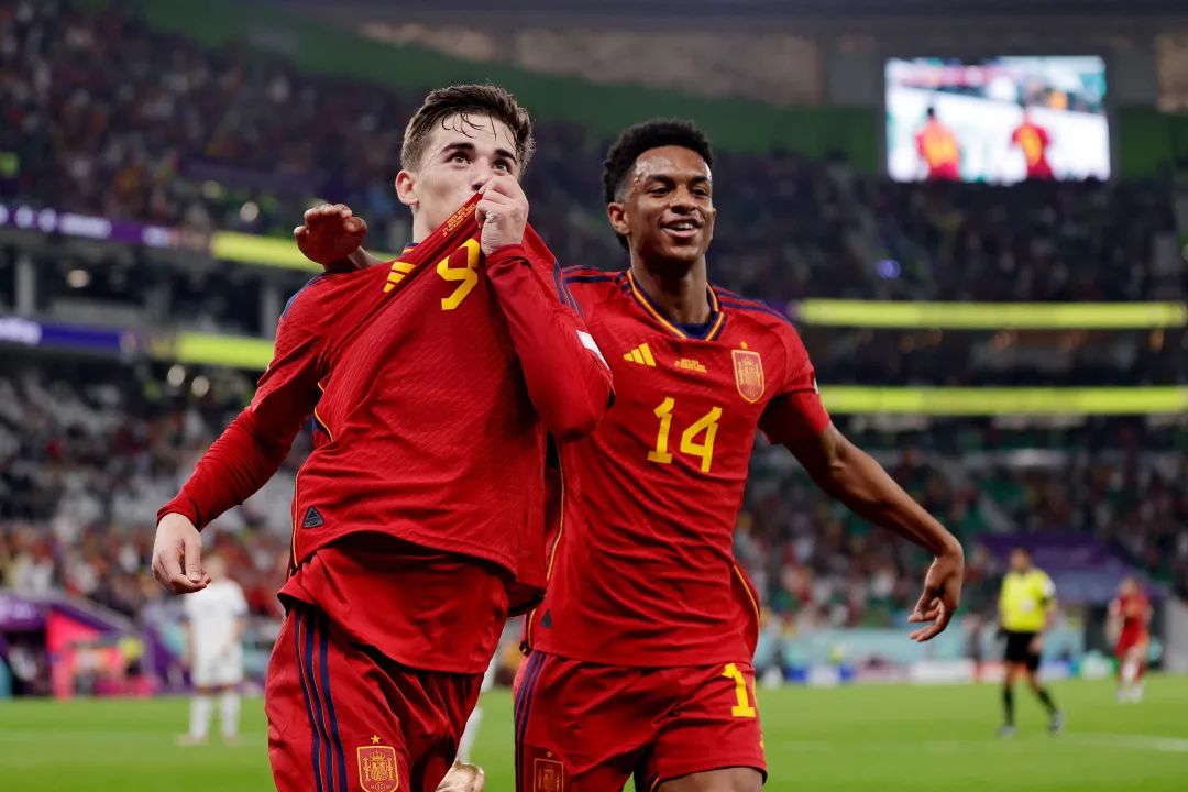 我们都有光明的未来是什么梗,我们都有光明的未来完整版