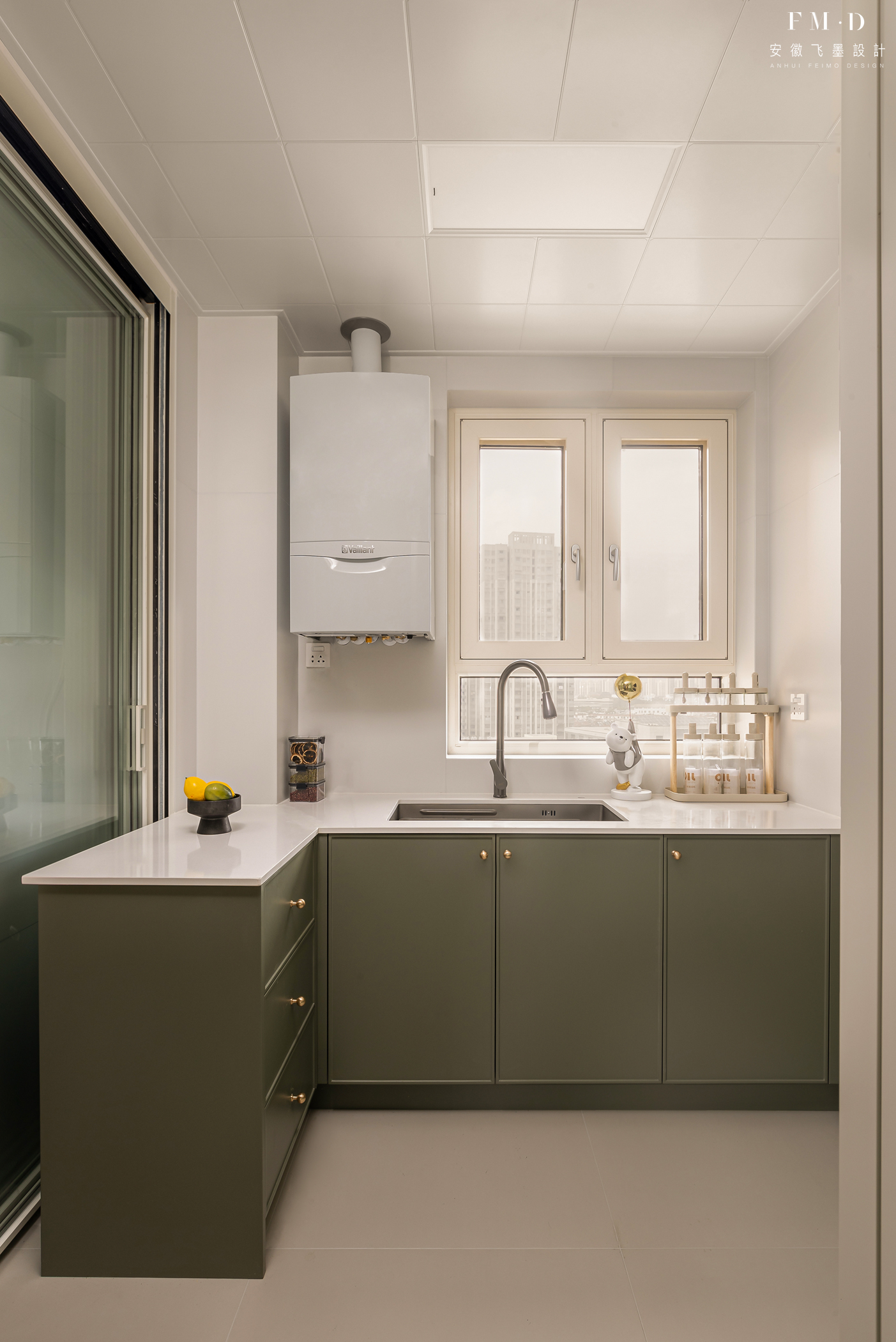 三室一厅新房户型改造,旧房十万内装修100平三房二厅