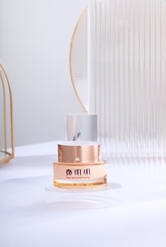 郑明明修纹紧致面霜,郑明明抗皱淡纹