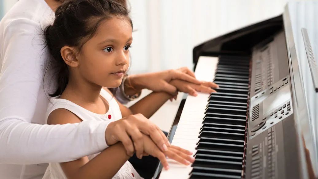 一节钢琴课的成本,一节钢琴课收费