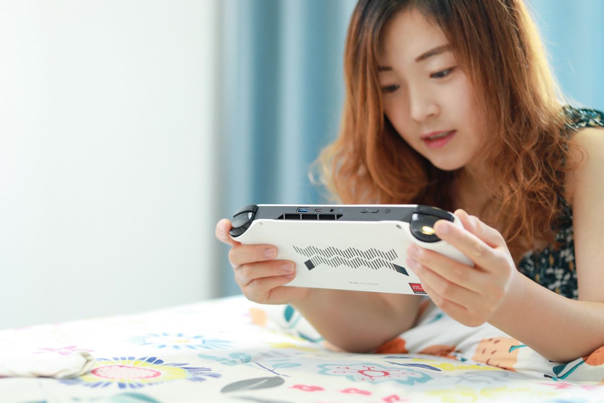 winmini掌机评测,最新windows迷你掌机