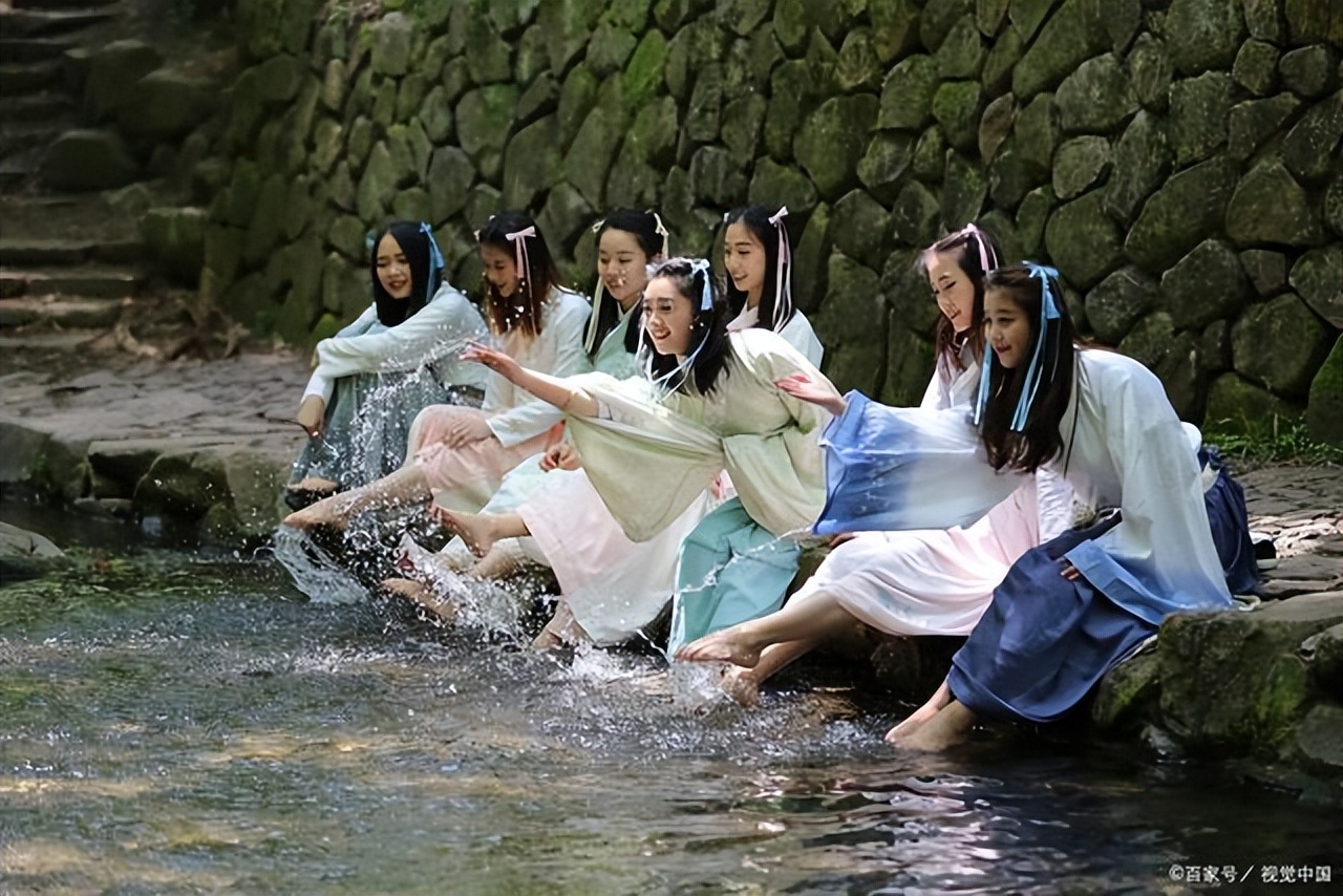 中国古代一直都是有“情人节”的，后来传承断了