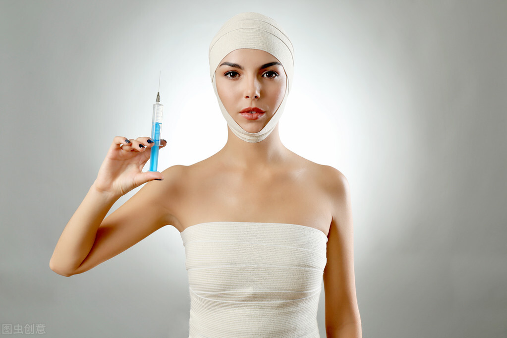 产后胸部干瘪下垂可考虑手术改善,产后7年乳房下垂干瘪怎么挽救