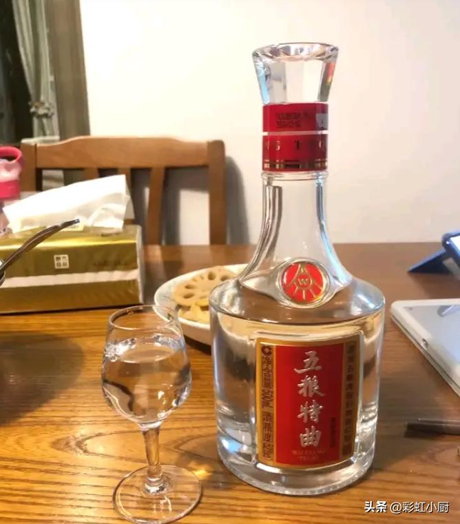 白酒1078.1就肯定是纯粮酒吗,白酒标准10781.1是固态吗