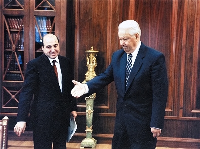 别列佐夫斯基和普京,俄罗斯富翁别列佐夫斯基