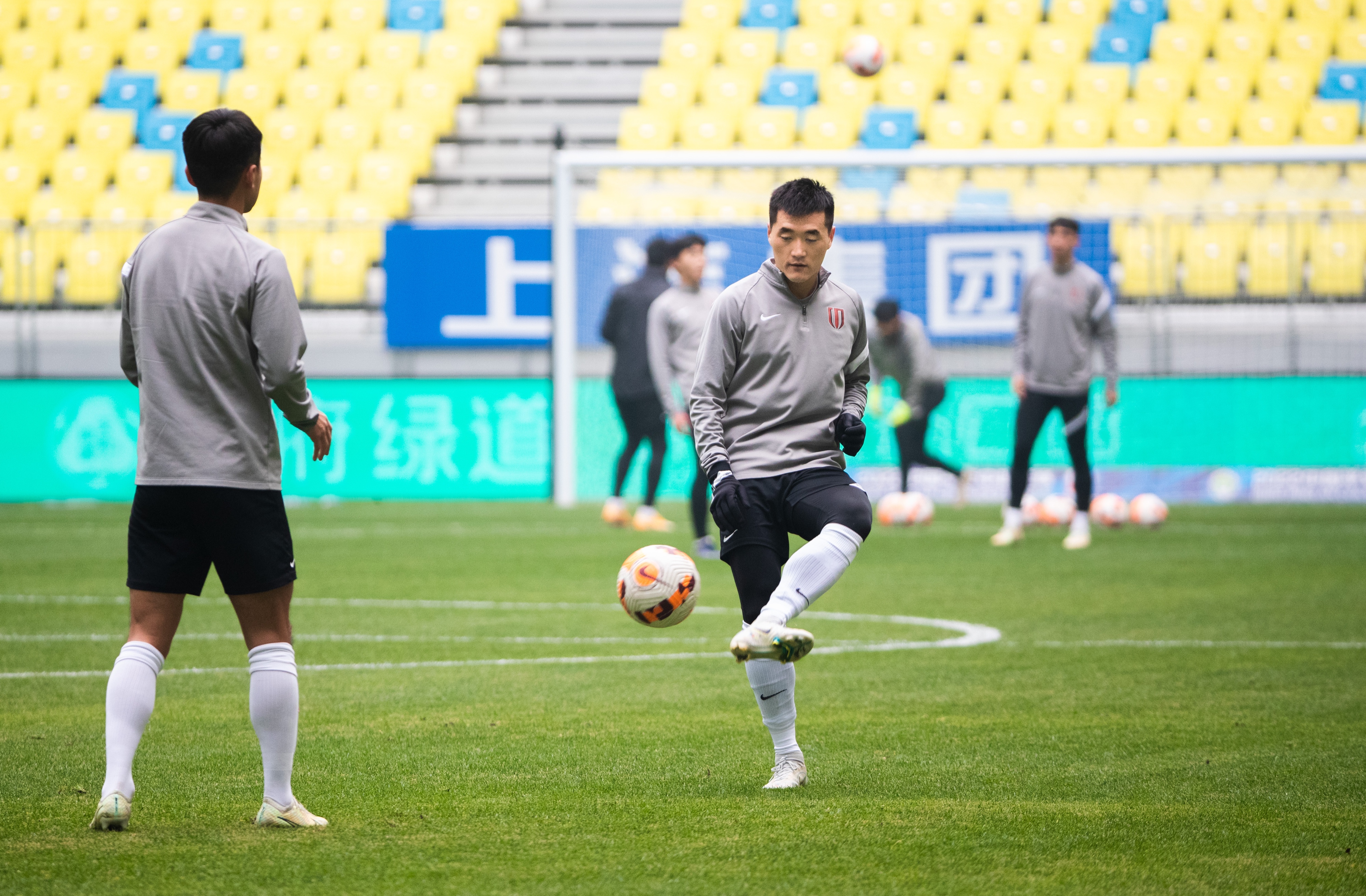 凤凰山今晚唱什么歌,凤凰山今天视频