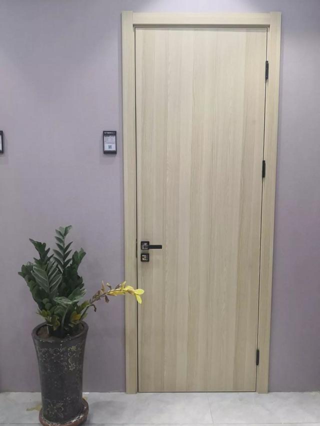 新房装修室内木门到底怎么选呢,买卧室木门怎么选价格质量