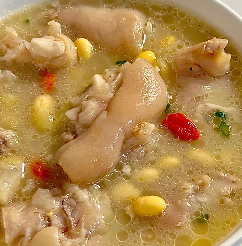 气血不足脸色差吃哪四种食物,气血不足少吃四种食物