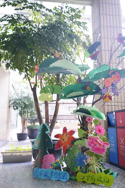 开学啦听听新生的感受,开学了看一下宿舍的环境