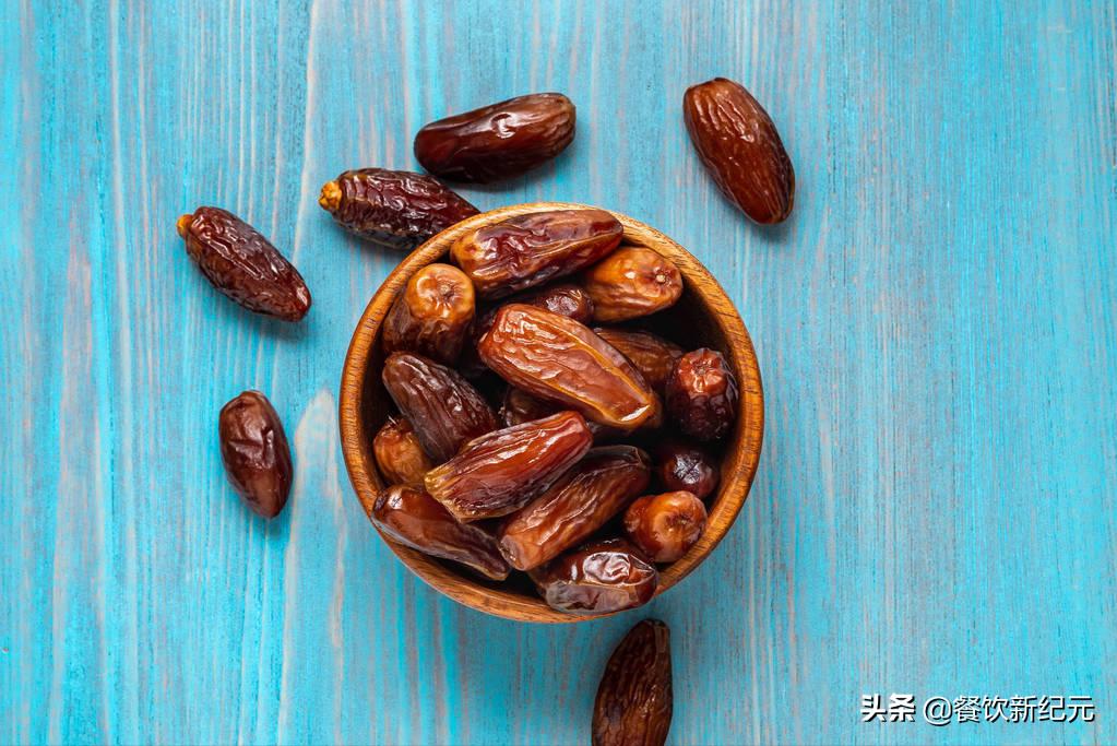 迪拜人吃不起椰枣,迪拜椰枣为什么这么多人吃