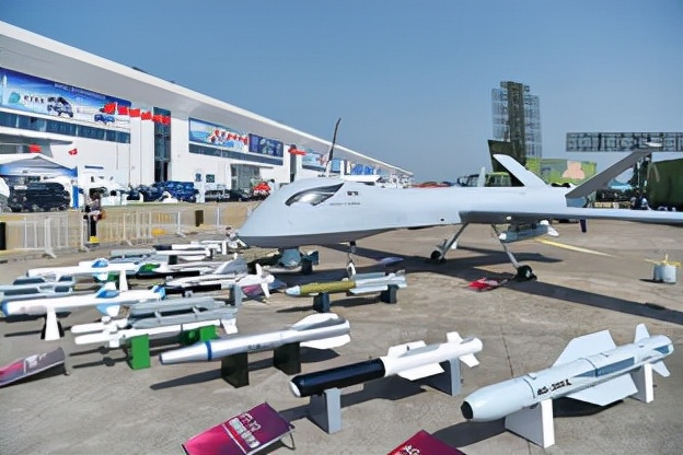 香港空中不明飞行物,香港天空出现不明飞行物