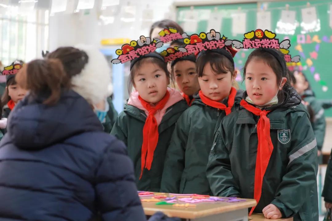 期末的华丽转型，南师附中树人学校附属小学的趣味游考太有创意了
