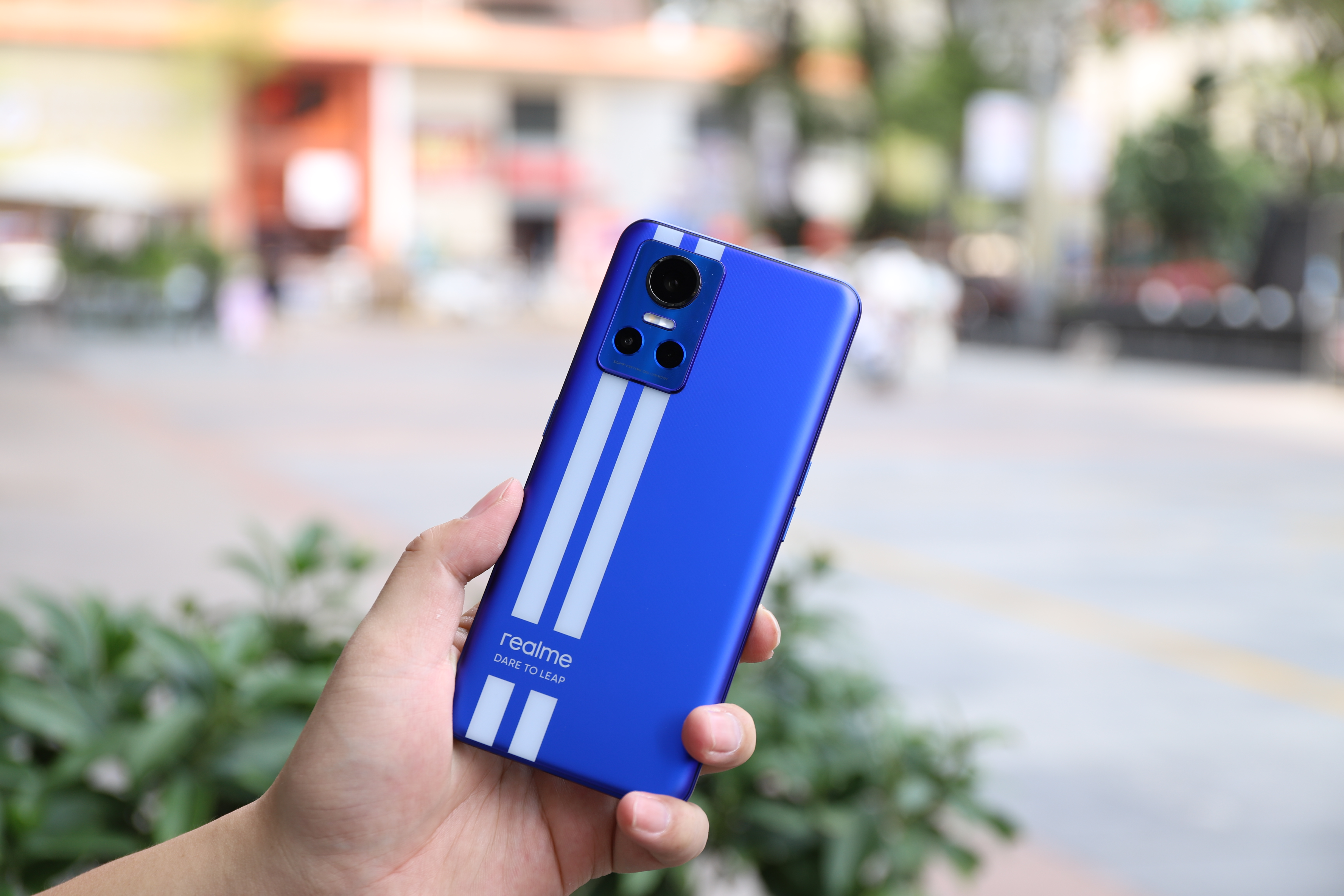 学生党第一次买手机适合哪一款,近期值得买手机推荐入门级