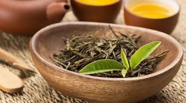 生活小窍门100个实用技巧,实用有趣省电省钱小窍门妙招姐