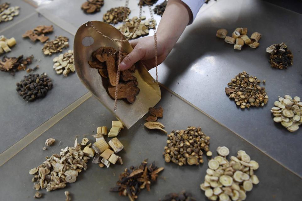 走近中医|利用“络病理论”对干燥综合征的病机分析与治疗