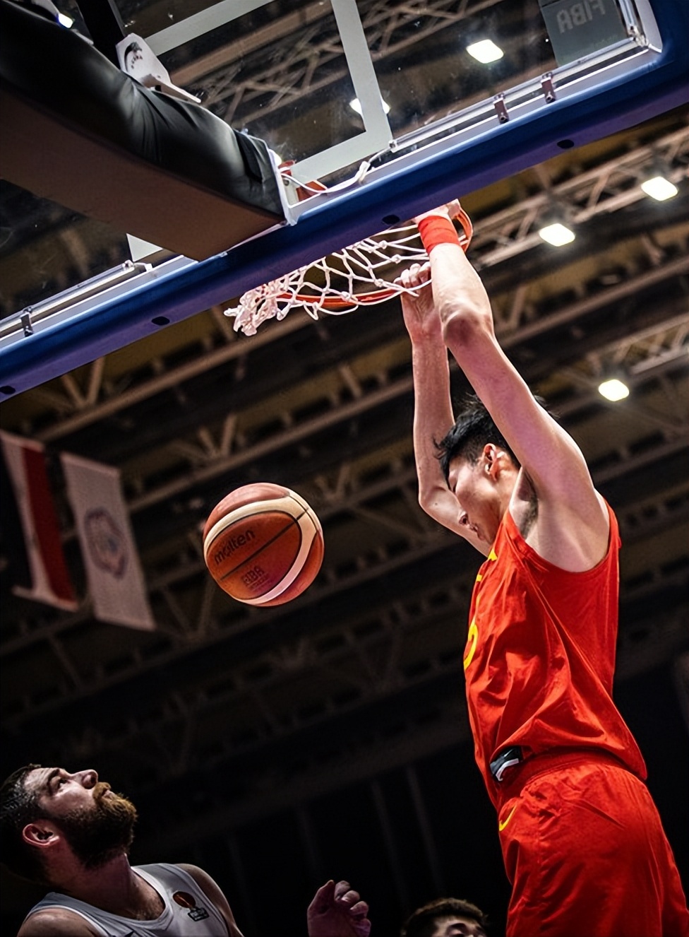 男篮杀入亚洲杯决赛!前提是,淘汰劲敌“国际雇佣军”黎巴嫩