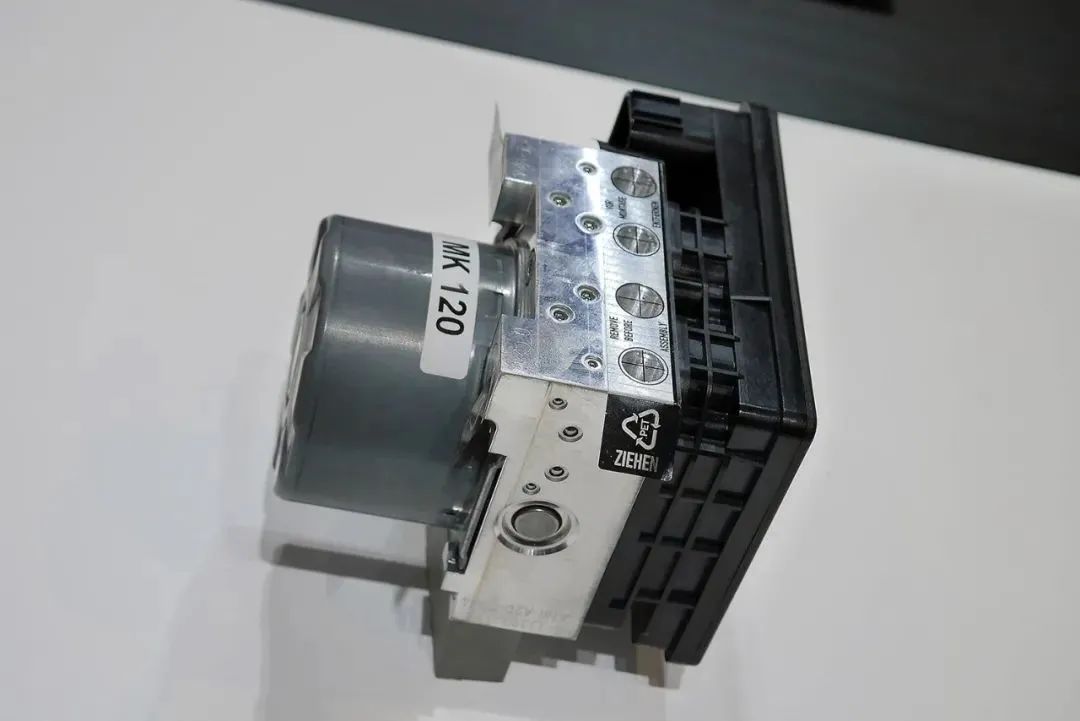 刹车失灵怎么办？MKCxHAD出手