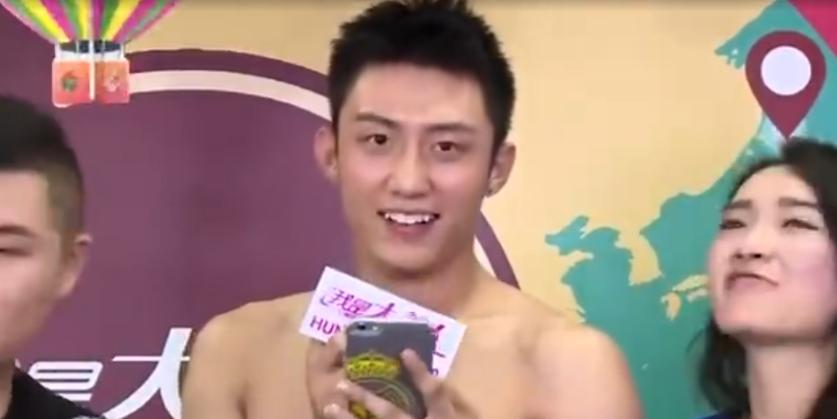 骚扰辱骂、被敬酒、被揩油，娱乐圈的恶趣味，连男演员也难逃魔掌