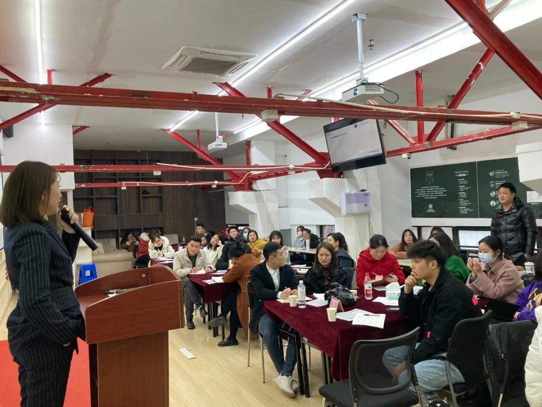 提升客户服务感知提升满意度,用心服务提升客户满意度培训