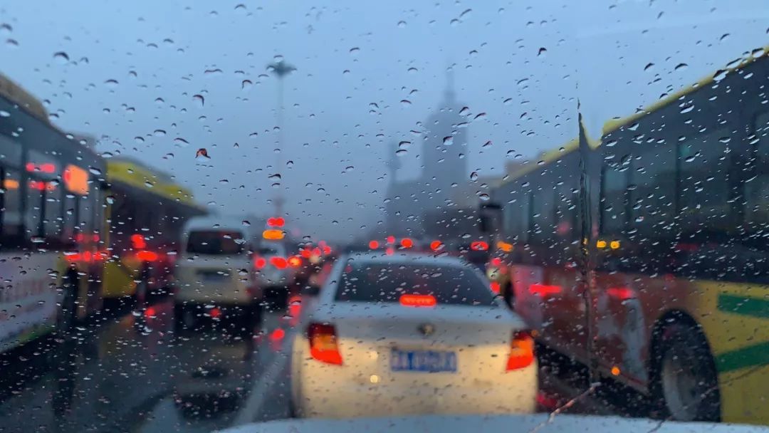 MakeMan美国马克曼告诉您汽车喷漆后淋雨的影响