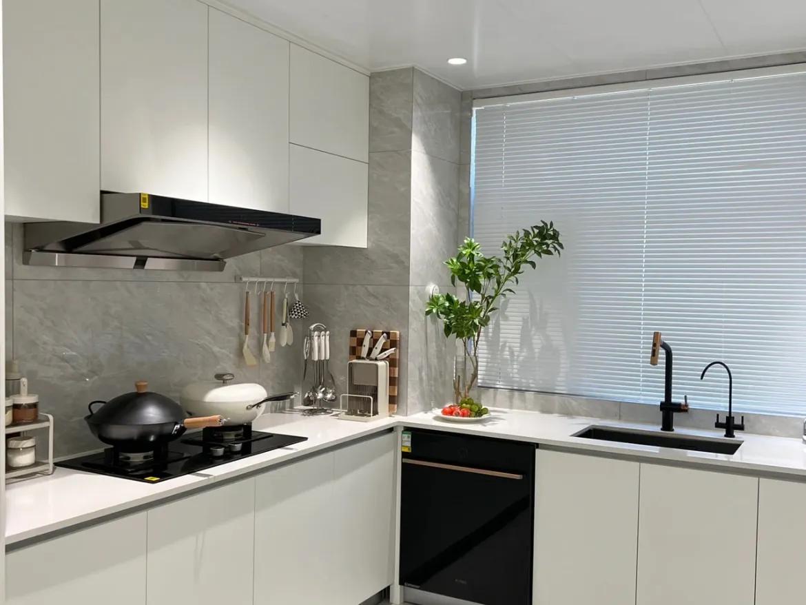 厨房烟机顶吸好还是侧吸好,平房用吸油烟机侧吸好还是顶吸好