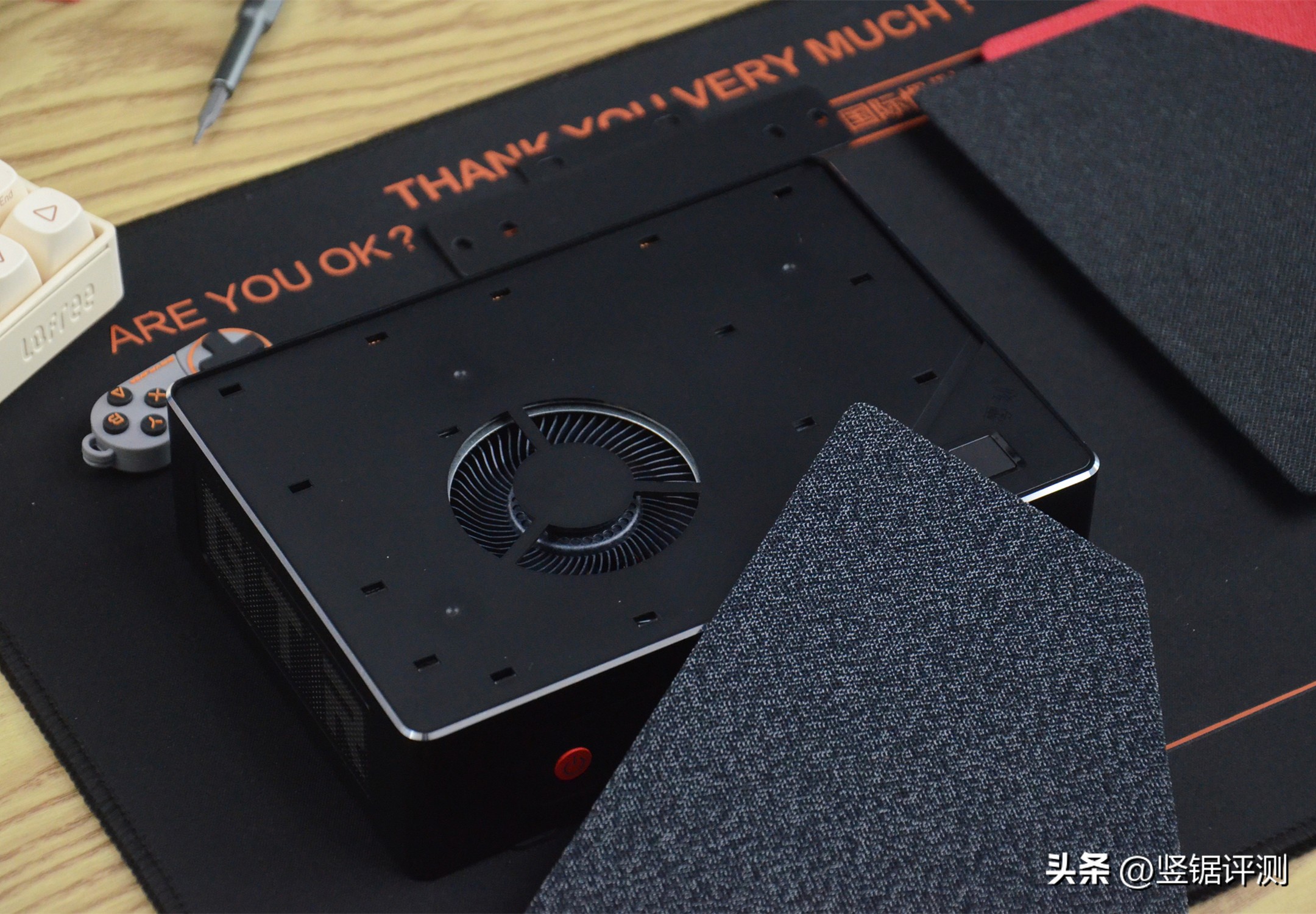 零刻gtr6900hx拆机,零刻gtr6900hx