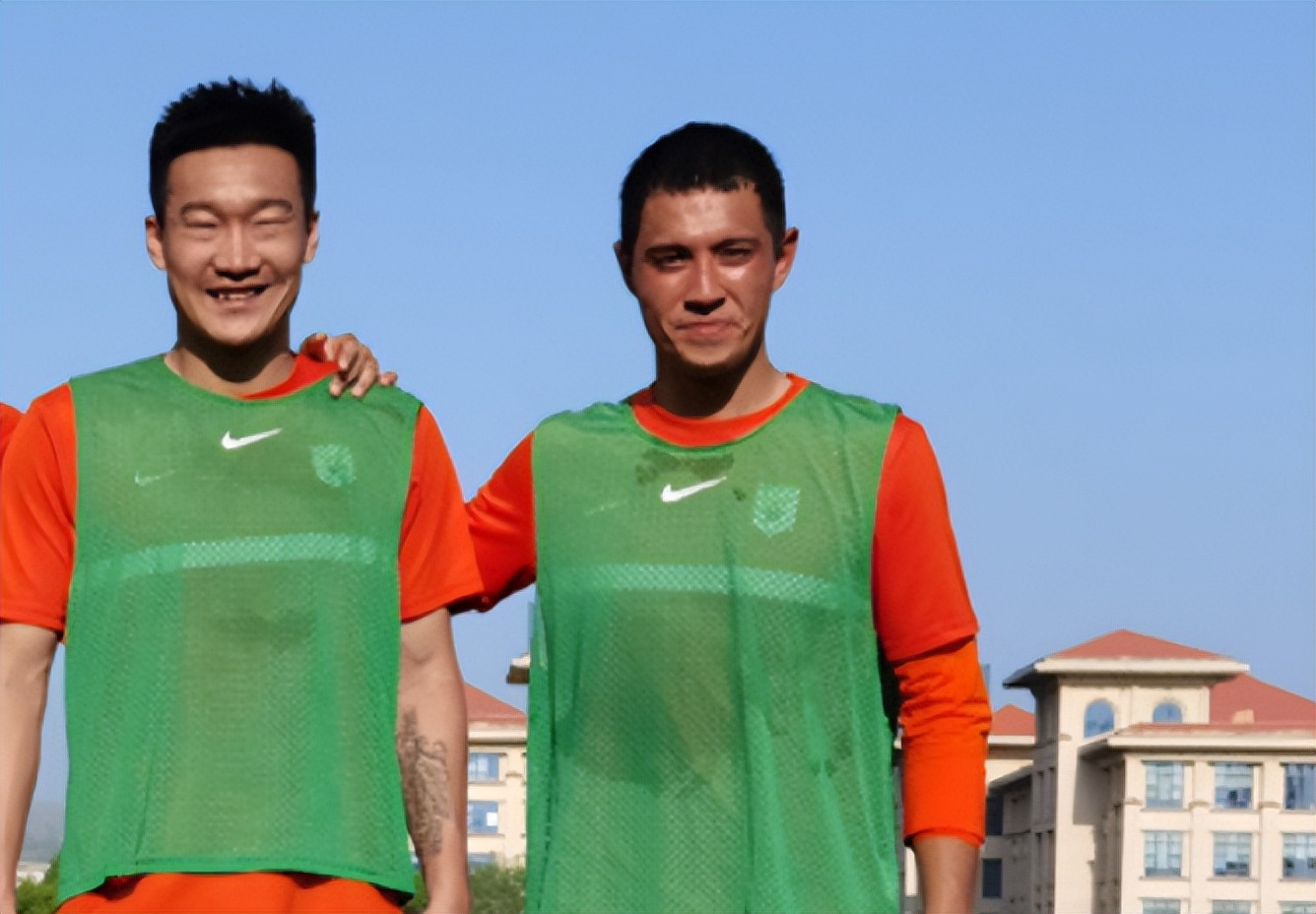 山东泰山队最新消息费莱尼,泰山首发费莱尼