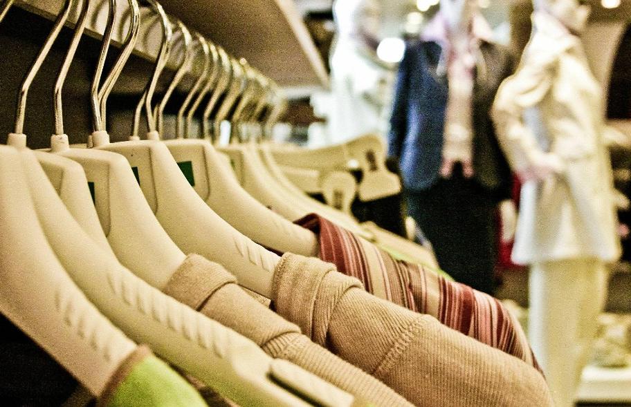 衣服全是假货,网上的品牌衣服基本都是假货