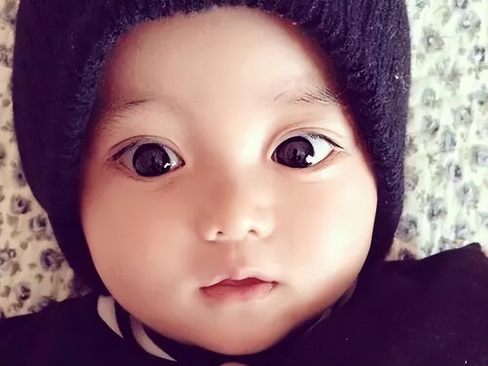 婴儿一激动就打嗝咋回事,胃胀打嗝放屁多体重下降