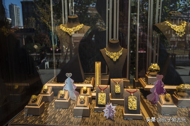 深圳最赚钱的10个行业,深圳未来10大挣钱行业分析