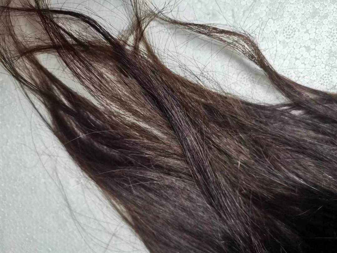 白头发不染可以戴假发吗,假发可以解决白头发的烦恼