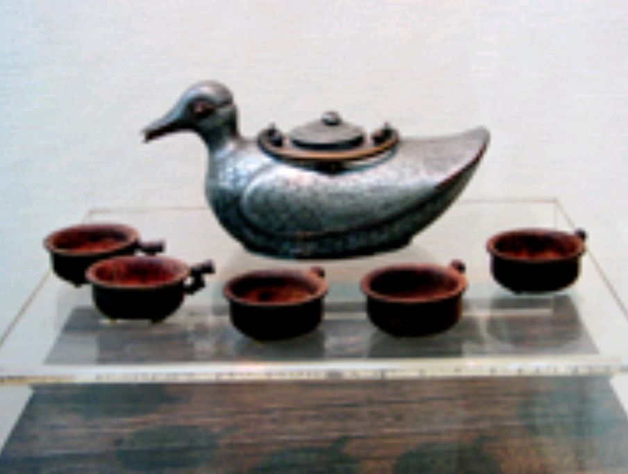 借问酒家牧童遥指杏花村全文,借问酒家何处有杏花