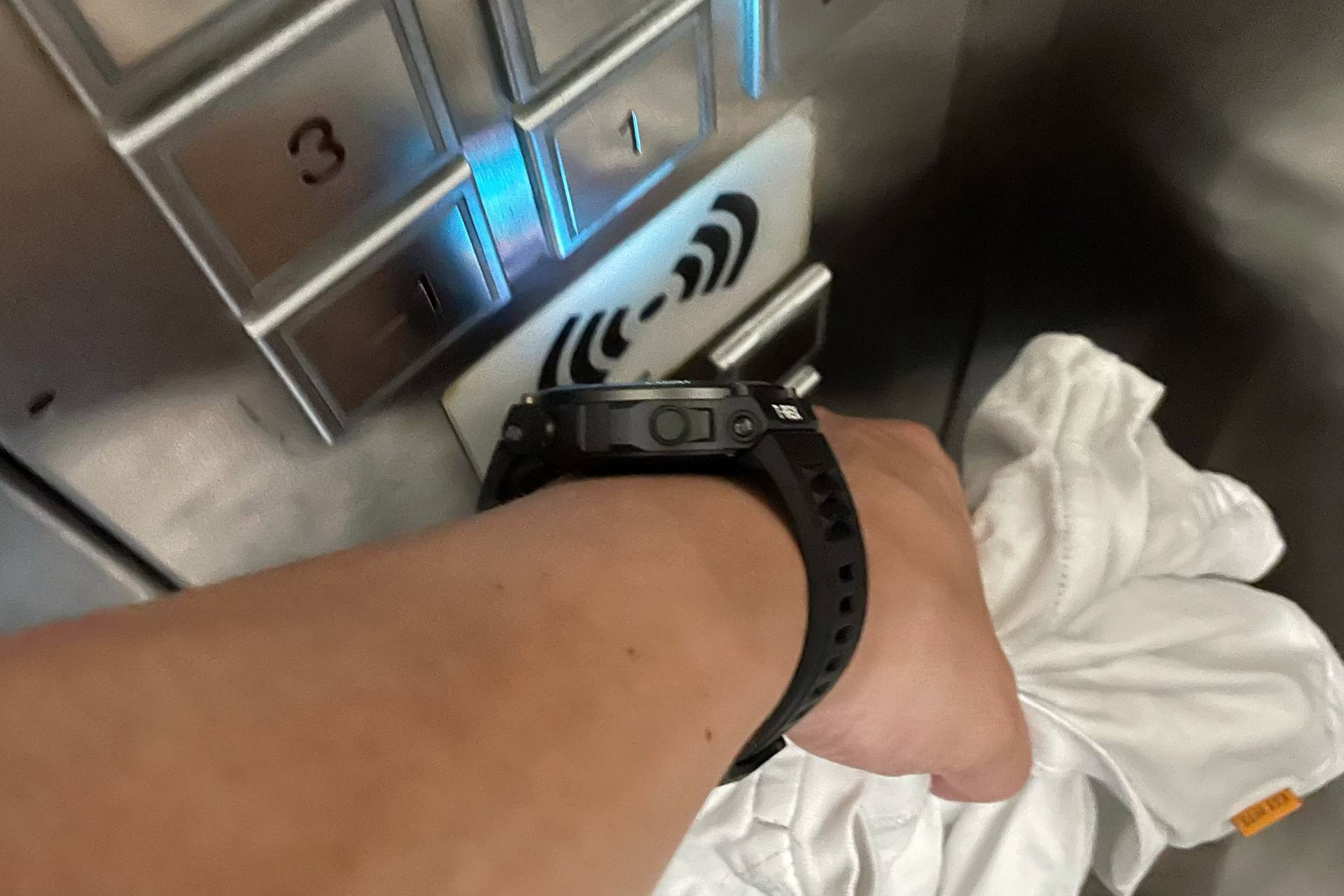 一千出头智能手表,带esim功能的智能手表续航最好的