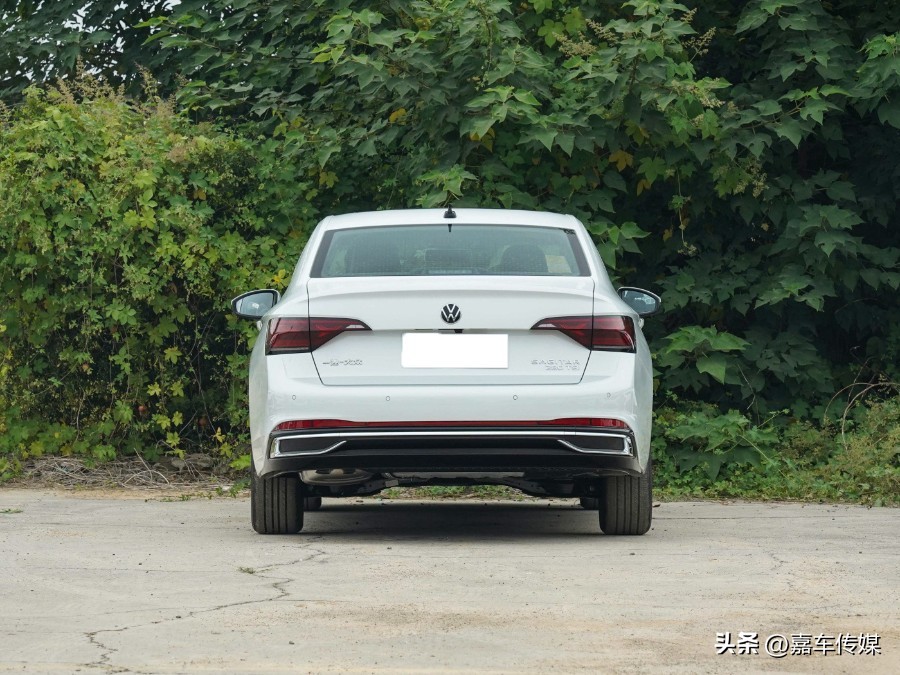 2022款凌渡和2023款速腾哪个好,上汽大众凌渡对比一汽大众速腾