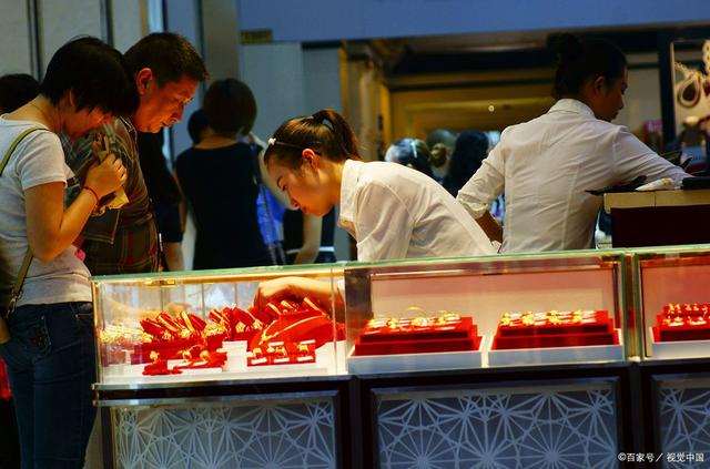 100万买的金条为什么银行不收,银行买的金条涨价后可回收吗