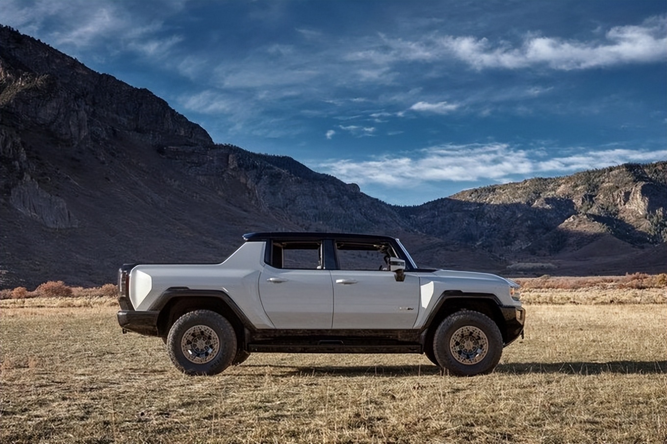 cybertruck电动皮卡国内预定,电动皮卡最新款