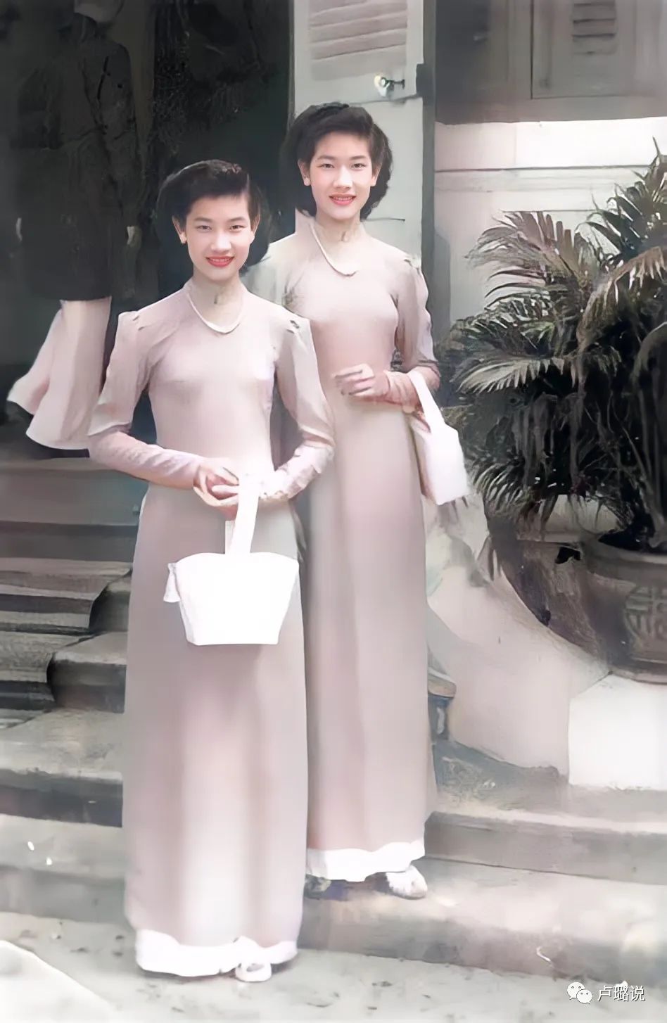 19岁的亚洲最美皇后，盛宠一时被负心抛弃，终成了法国野鬼孤魂！