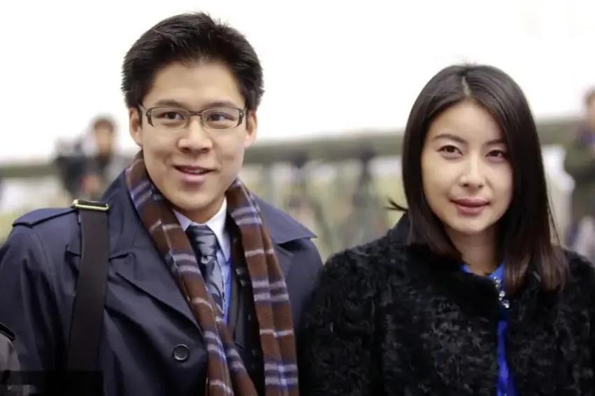 郭晶晶卖货直播,郭晶晶要自己赚钱养家吗