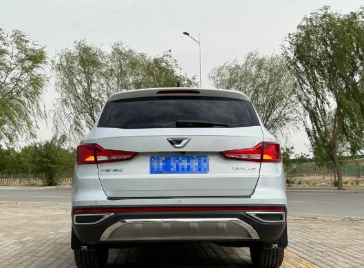 7.69万元起售高性价比家用好车,59万起售百公里油耗为6