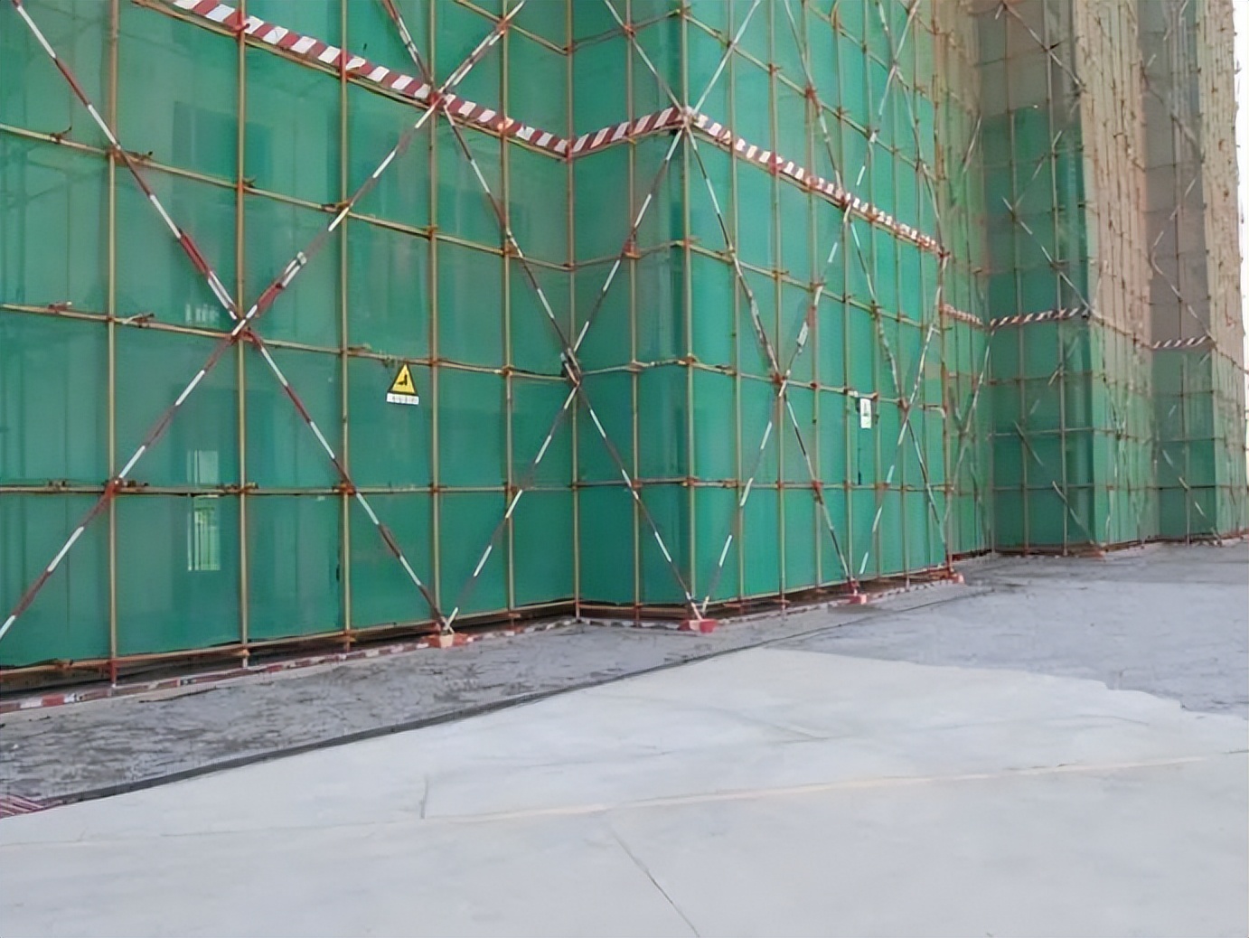 脚手架工程隐患识别图集,脚手架工程安全隐患图片讲解