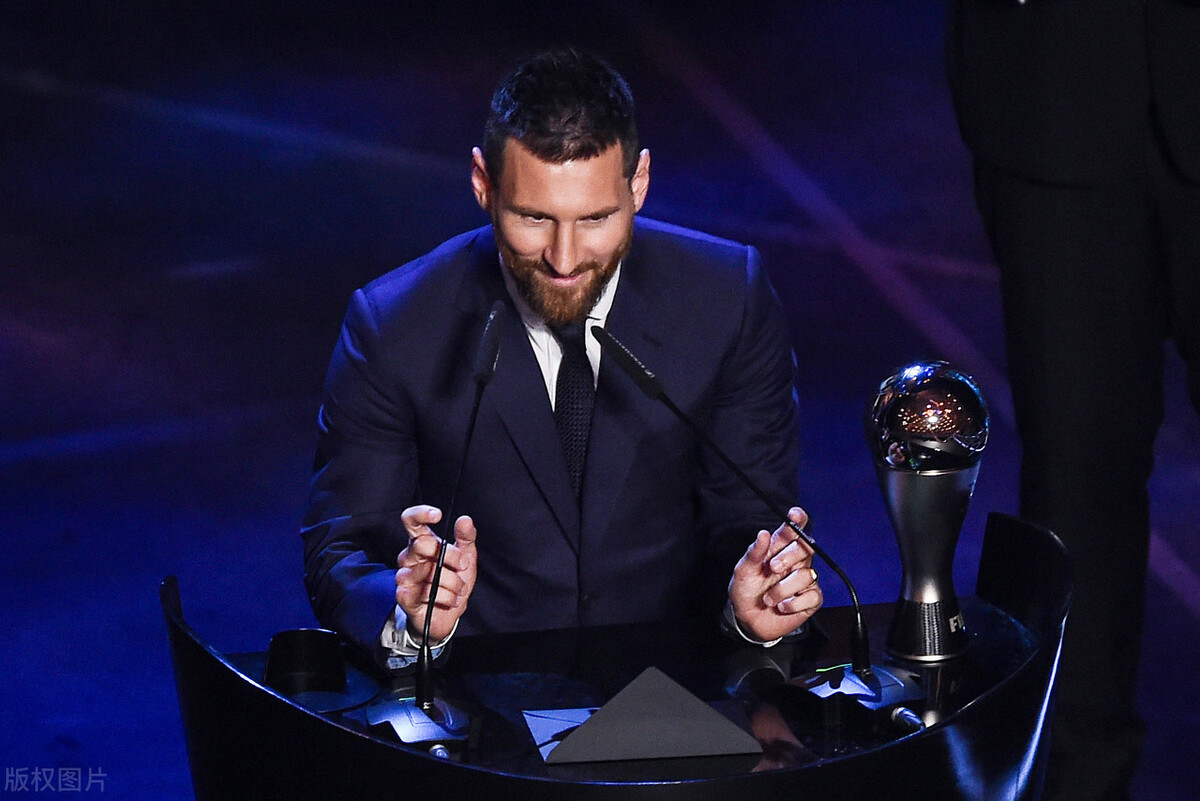 世界足球先生阿根廷投票,世界足球先生莱万回应梅西言论