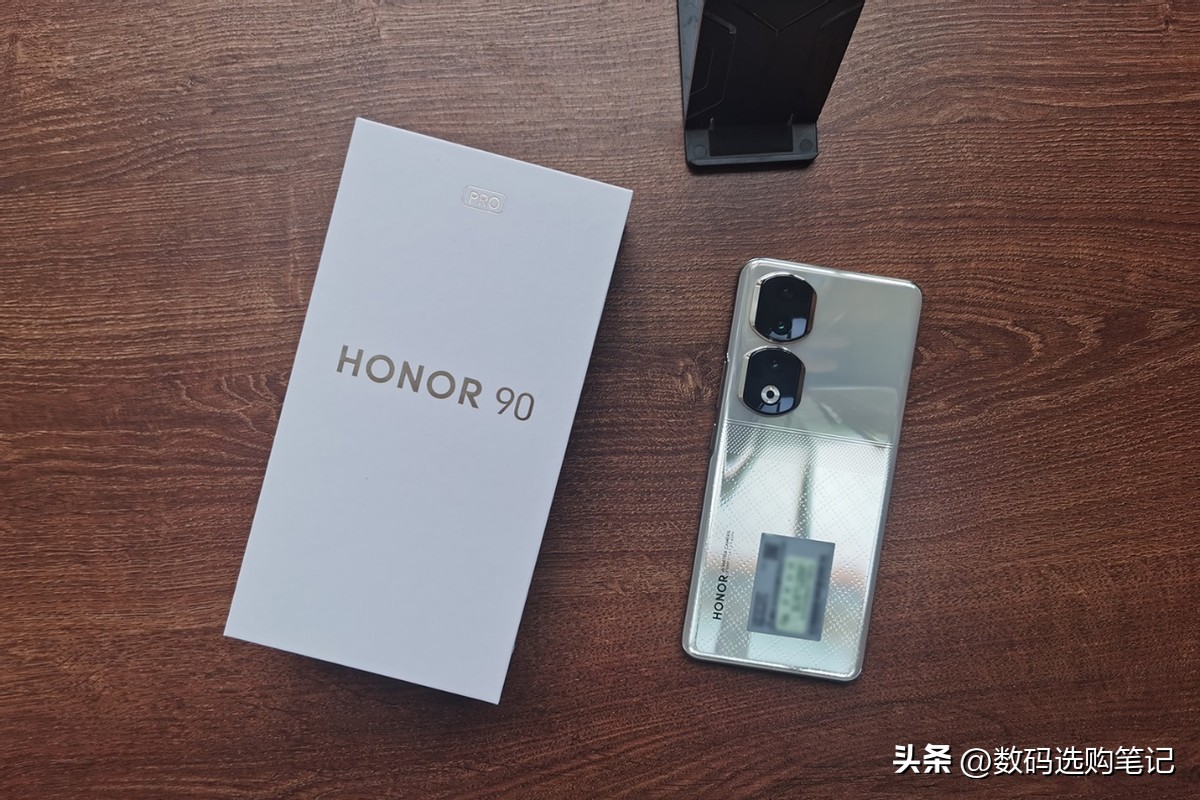 荣耀90pro16+256g这款怎么样,荣耀90pro16+256什么时候发布的