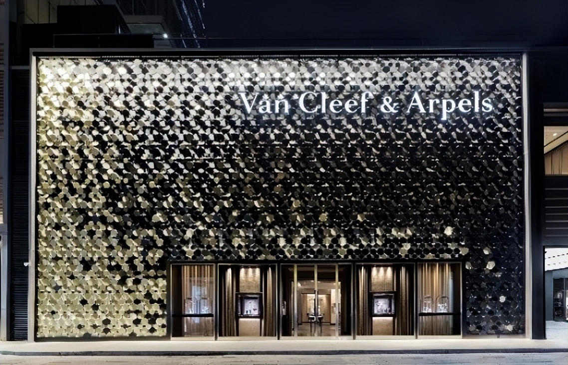 向美而生与爱同行,成都ifs美妆集合地