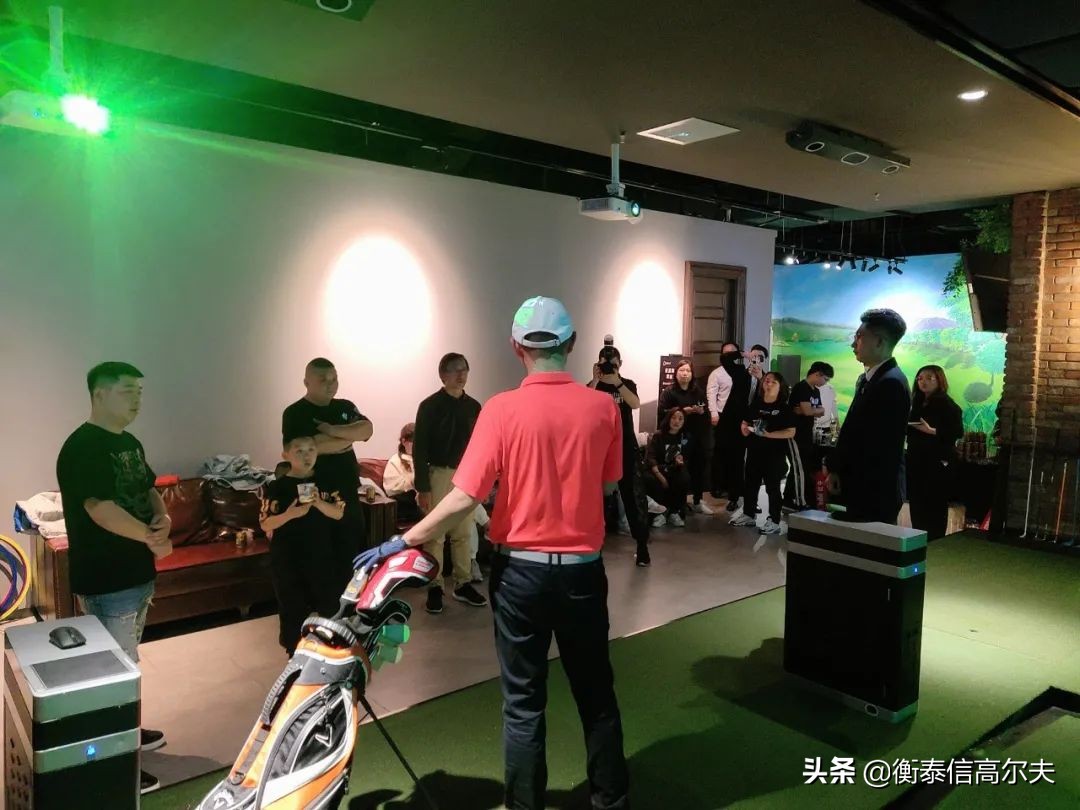 衡泰信室内高尔夫多少钱,衡泰信室内高尔夫一套费用