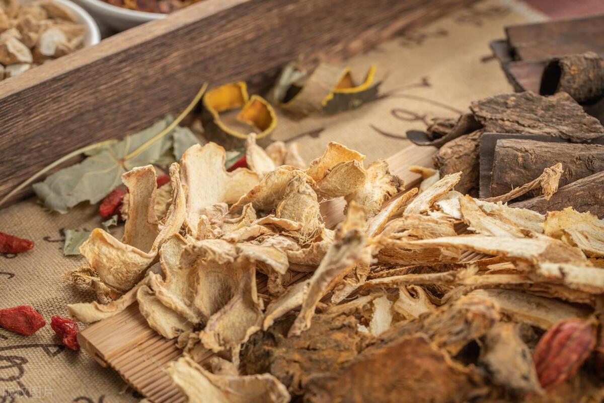 人参养荣丸配什么中成药不上火,人参养荣丸治啥病效果好